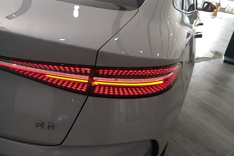 Used BYD Seal 2025 650 Long-Range Version Exterior 3