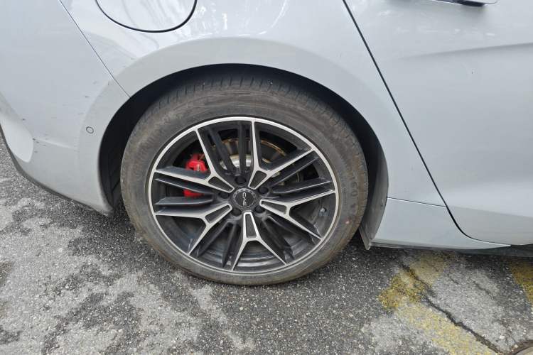 Used BYD Seal 2025 600 All-Wheel Drive Intelligent Driving Version Exterior 5