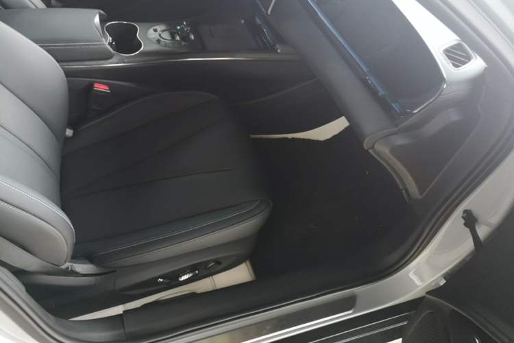 Used BYD Seal 2025 650 Long-Range Version Right Front Seat