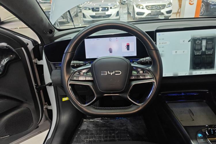 Used BYD Seal 2025 600 All-Wheel Drive Intelligent Driving Version Steering Wheel