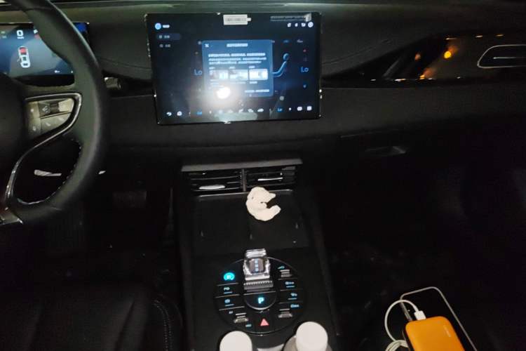 Used BYD Seal 2025 650 Intelligent Driving Version Audio And AC Panel