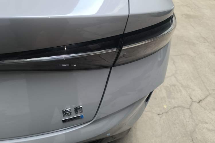 Used BYD Seal 2025 650 Zhihang Edition Right Rear Taillight