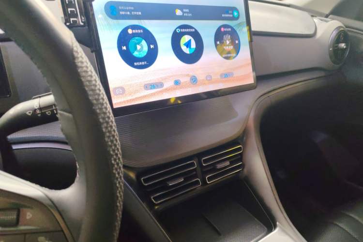 Used BYD Sealion 05 DM-i 2025 DM-i 75KM Luxury Model Audio And AC Panel