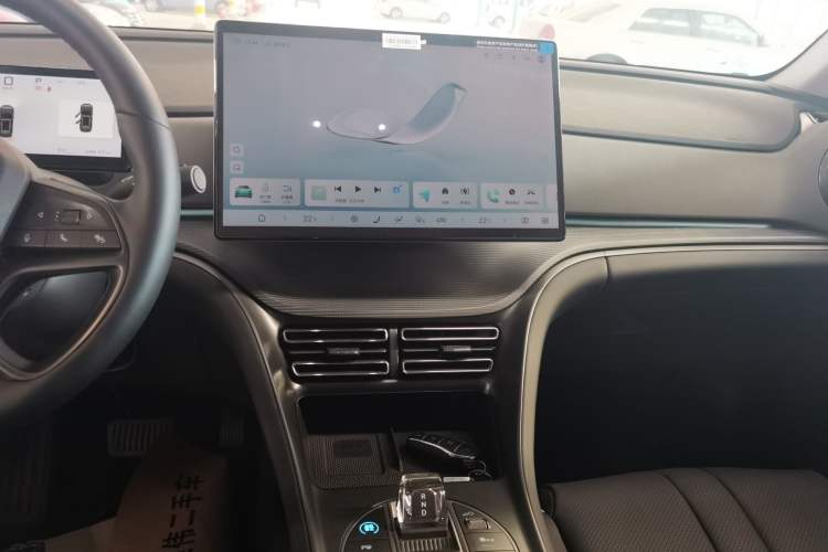 Used BYD Sealion 05 DM-i 2025 DM-i Smart Drive 115KM Flagship Model Audio And AC Panel