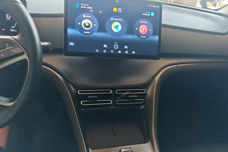 Used BYD Sealion 05 DM-i 2025 DM-i 75KM Luxury Model Audio And AC Panel
