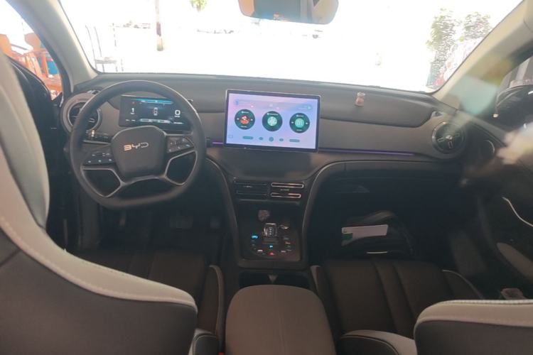 Used BYD Sealion 05 DM-i 2025 DM-i 115KM Prestige Model Center Console