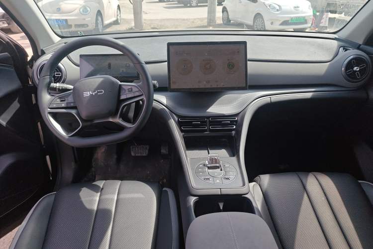 Used BYD Sealion 05 DM-i 2025 DM-i 115KM Prestige Model Center Console
