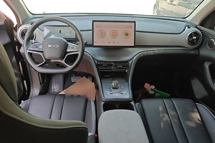 Used BYD Sealion 05 DM-i 2025 DM-i 115KM Prestige Model Center Console
