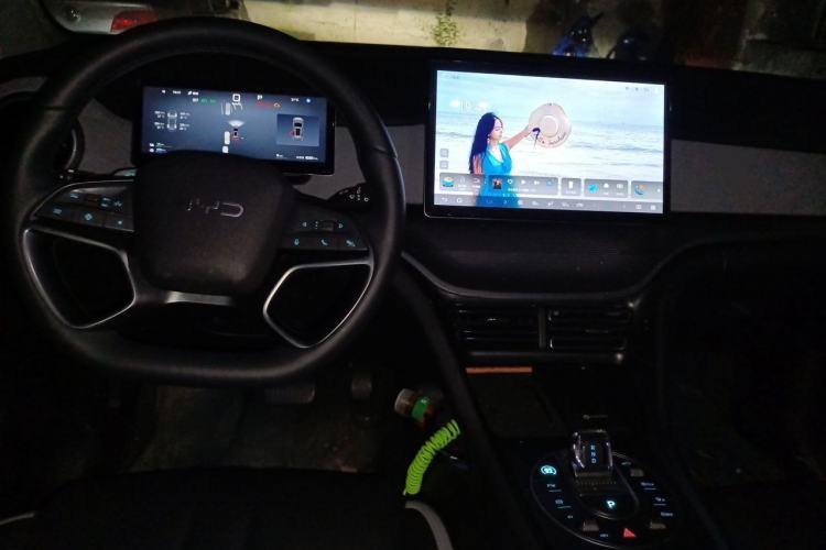 Used BYD Sealion 05 DM-i 2025 DM-i Smart Drive 75KM Luxury Model Center Console