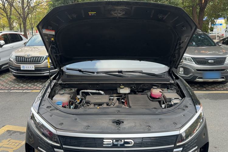 Used BYD Sealion 05 DM-i 2025 DM-i 75KM Luxury Model Engine Bay
