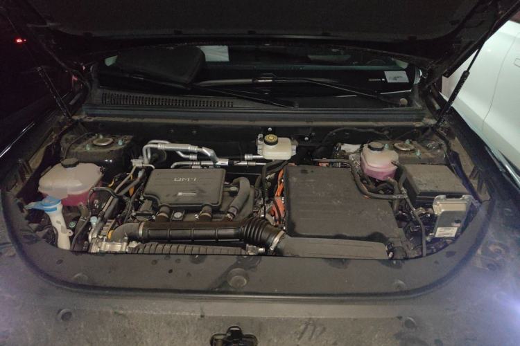 Used BYD Sealion 05 DM-i 2025 DM-i Intelligent Driving 75KM Prestige Model Engine Bay