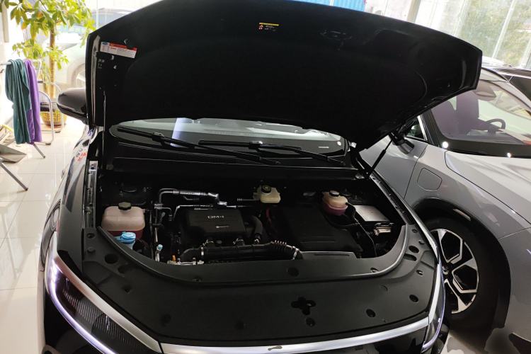 Used BYD Sealion 05 DM-i 2025 DM-i 115KM Flagship Model Engine Bay