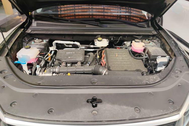 Used BYD Sealion 05 DM-i 2025 DM-i 75KM Luxury Model Engine Bay