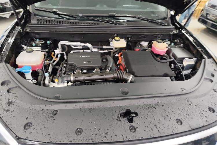 Used BYD Sealion 05 DM-i 2025 DM-i Smart Drive 115KM Flagship Model Engine Bay
