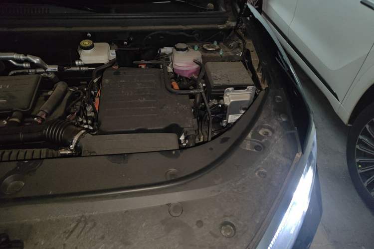 Used BYD Sealion 05 DM-i 2025 DM-i Intelligent Driving 75KM Prestige Model Engine Bay Left