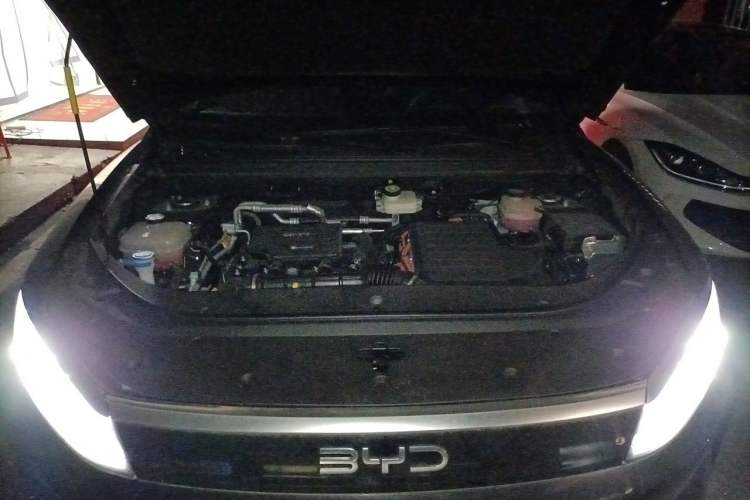 Used BYD Sealion 05 DM-i 2025 DM-i Smart Drive 75KM Luxury Model Engine Bay