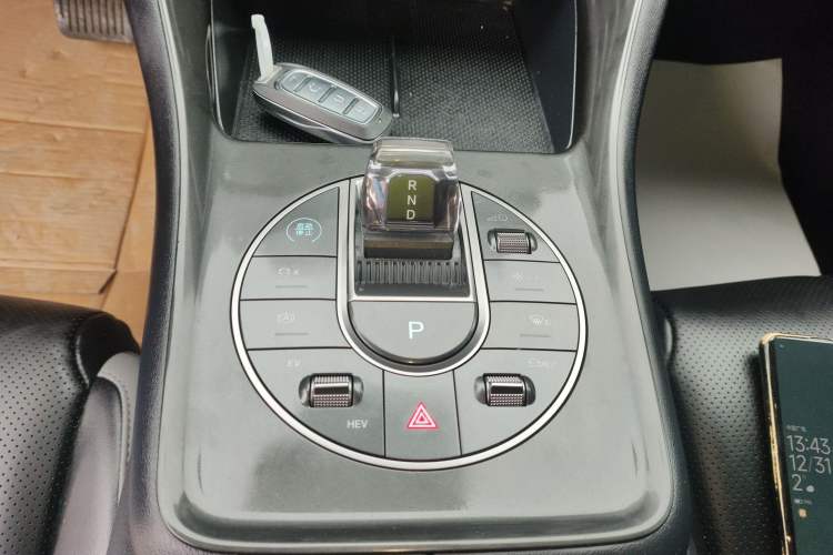 Used BYD Sealion 05 DM-i 2025 DM-i 75KM Luxury Model Gear Lever