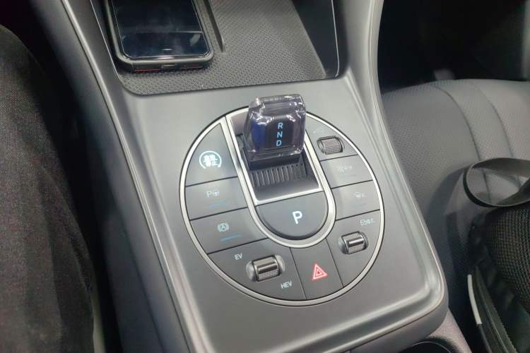 Used BYD Sealion 05 DM-i 2025 DM-i Smart Drive 115KM Flagship Model Gear Lever