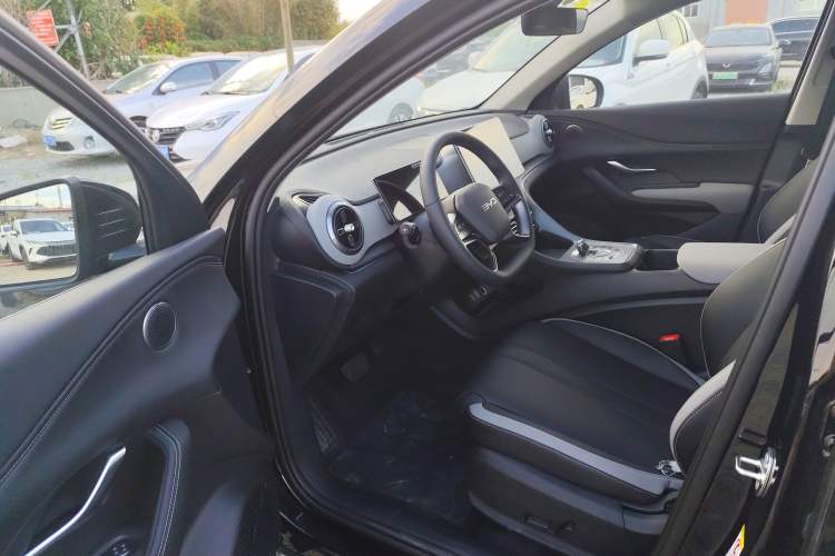 Used BYD Sealion 05 DM-i 2025 DM-i 75KM Luxury Model Interior 2