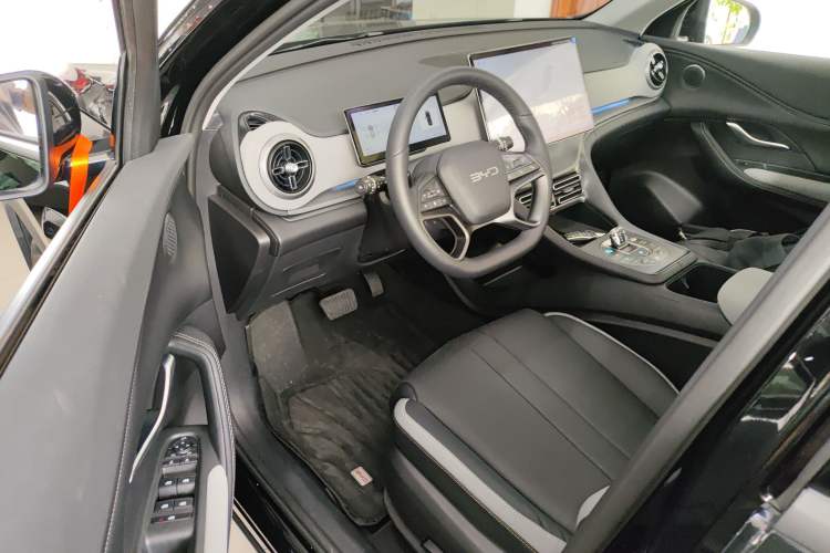 Used BYD Sealion 05 DM-i 2025 DM-i 115KM Flagship Model Interior 3