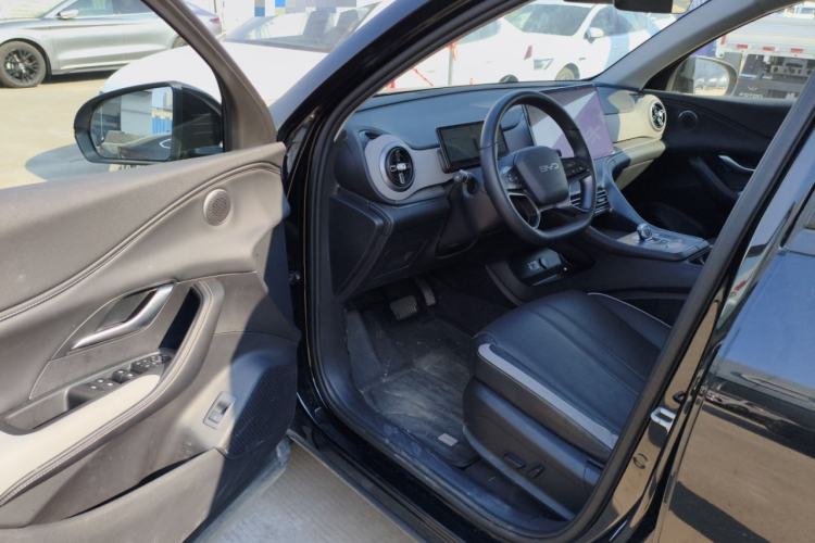 Used BYD Sealion 05 DM-i 2025 DM-i Smart Drive 115KM Flagship Model Interior 3