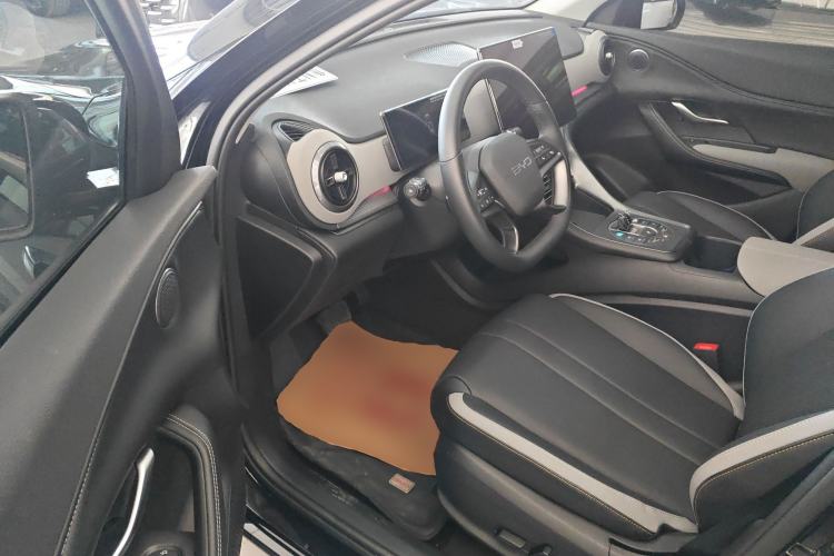 Used BYD Sealion 05 DM-i 2025 DM-i Smart Drive 115KM Flagship Model Interior 3