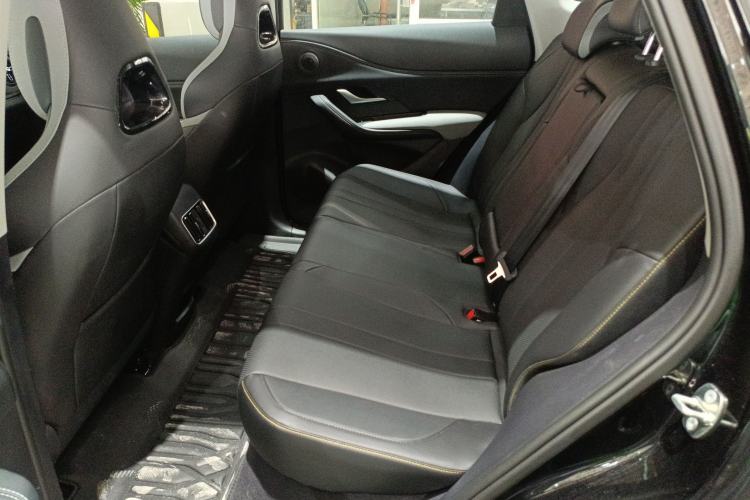 Used BYD Sealion 05 DM-i 2025 DM-i Smart Drive 115KM Flagship Model Interior 4