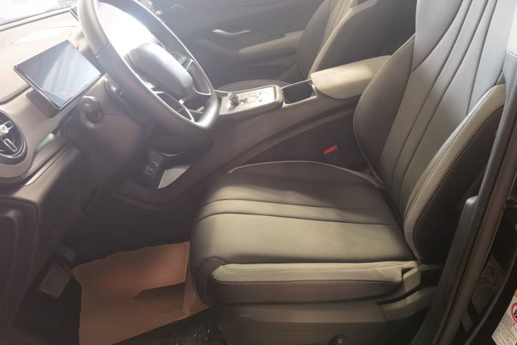 Used BYD Sealion 05 DM-i 2025 DM-i Smart Drive 115KM Flagship Model Left Front Seat