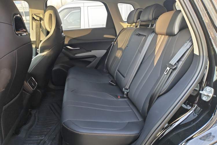 Used BYD Sealion 05 DM-i 2025 DM-i Smart Drive 115KM Flagship Model Left Rear Seat