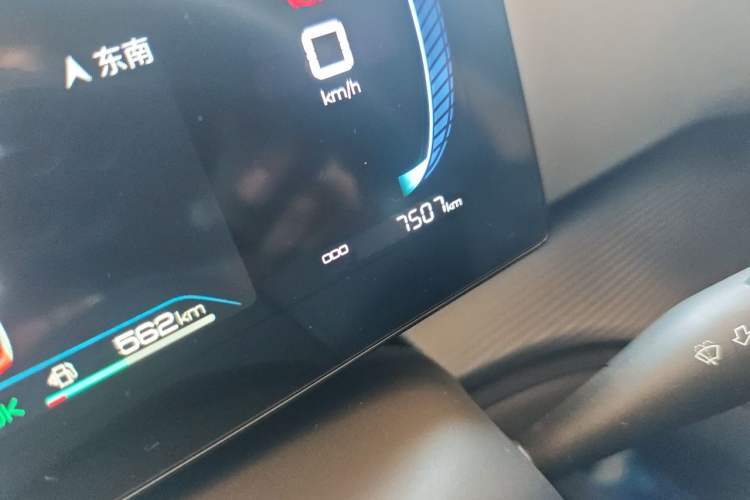 Used BYD Sealion 05 DM-i 2025 DM-i 75KM Luxury Model Odometer Close Up