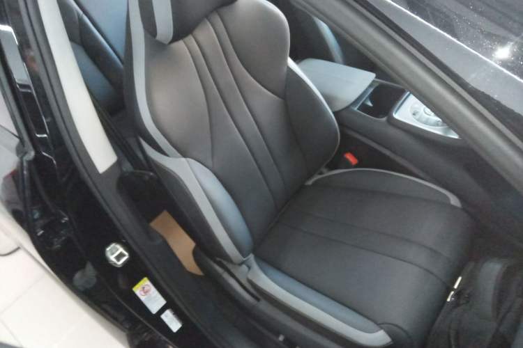 Used BYD Sealion 05 DM-i 2025 DM-i Smart Drive 115KM Flagship Model Right Front Seat