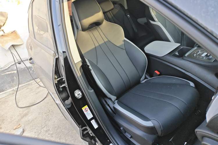 Used BYD Sealion 05 DM-i 2025 DM-i Smart Drive 115KM Flagship Model Right Front Seat