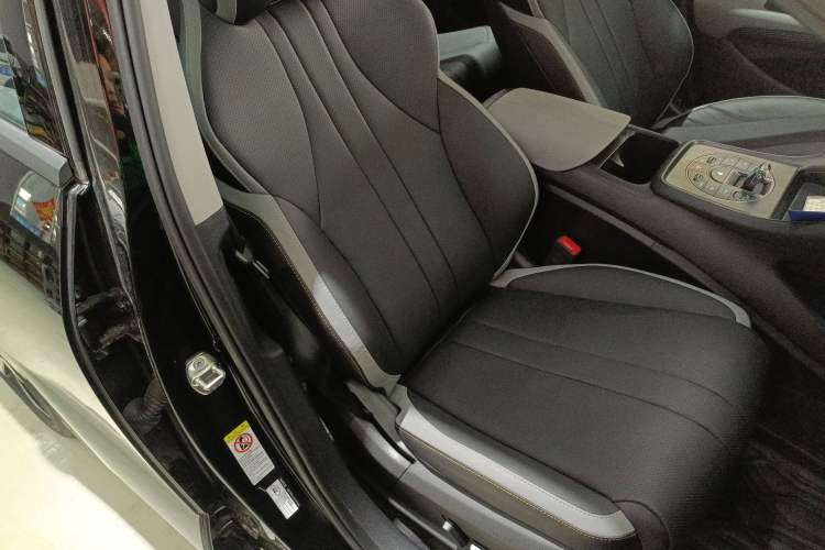 Used BYD Sealion 05 DM-i 2025 DM-i Smart Drive 115KM Flagship Model Right Front Seat