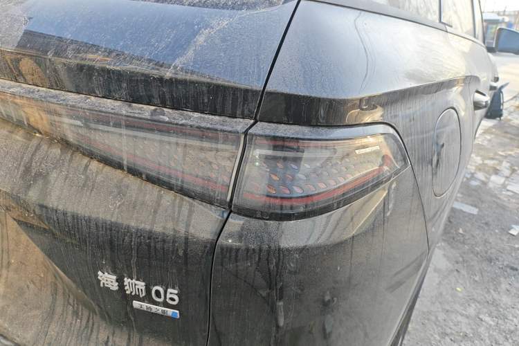Used BYD Sealion 05 DM-i 2025 DM-i Smart Drive 115KM Flagship Model Right Rear Taillight