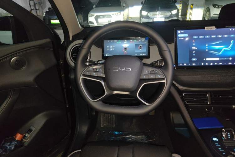 Used BYD Sealion 05 DM-i 2025 DM-i Intelligent Driving 75KM Prestige Model Steering Wheel