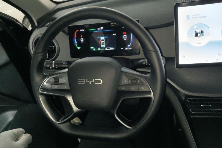 Used BYD Sealion 05 DM-i 2025 DM-i 75KM Luxury Model Steering Wheel