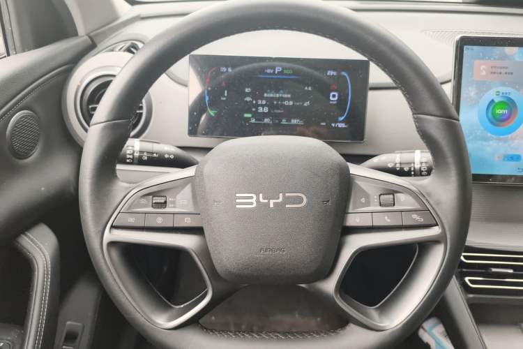 Used BYD Sealion 05 DM-i 2025 DM-i Intelligent Driving 75KM Prestige Model Steering Wheel