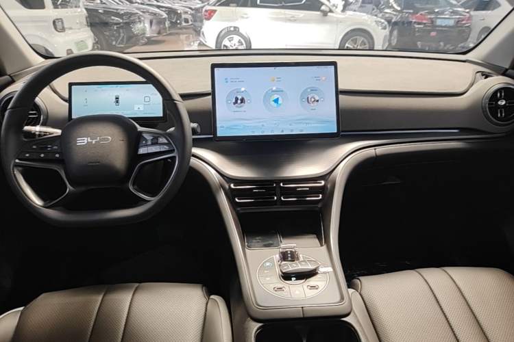 Used BYD Sealion 05 DM-i 2025 DM-i 115KM Prestige Model Audio And AC Panel