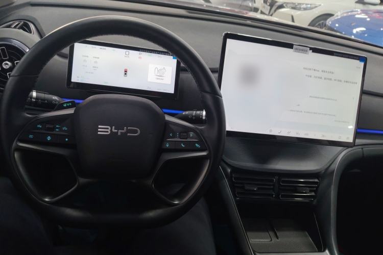 Used BYD Sealion 05 DM-i 2025 DM-i Smart Drive 115KM Flagship Model Center Console