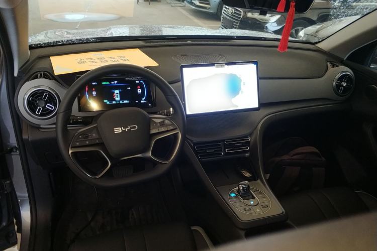 Used BYD Sealion 05 DM-i 2025 DM-i 75KM Luxury Model Center Console