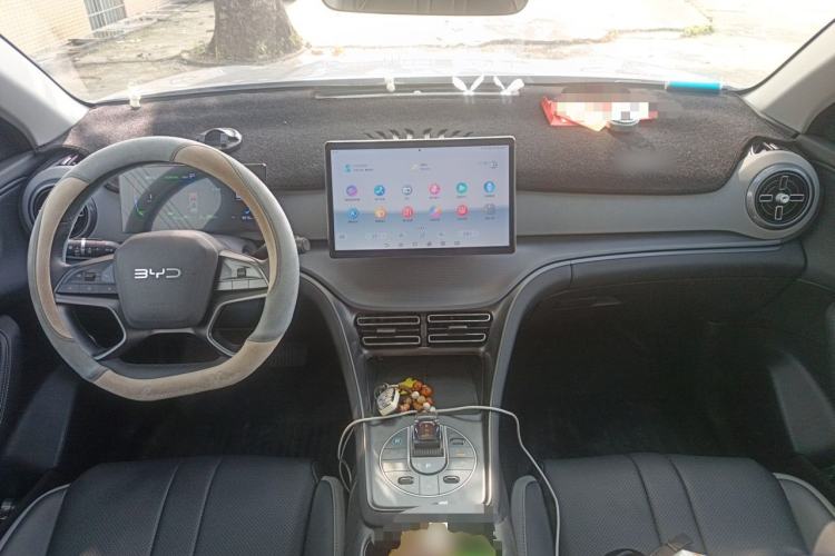 Used BYD Sealion 05 DM-i 2025 DM-i 75KM Luxury Model Center Console
