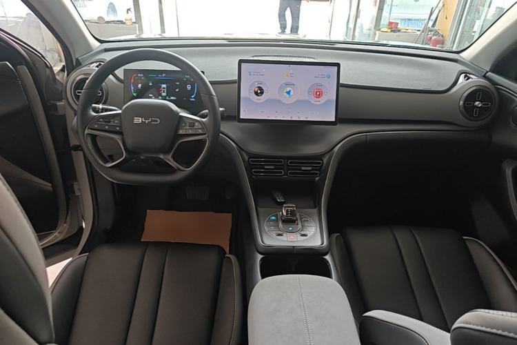 Used BYD Sealion 05 DM-i 2025 DM-i 75KM Prestige Model Center Console