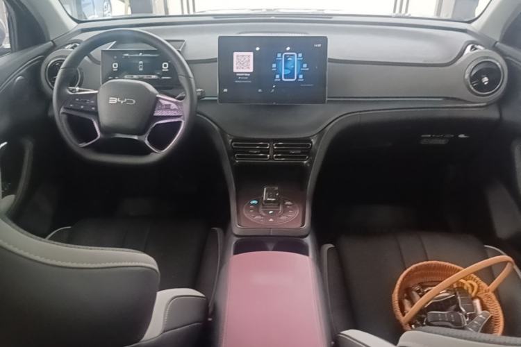 Used BYD Sealion 05 DM-i 2025 DM-i 115KM Prestige Model Center Console