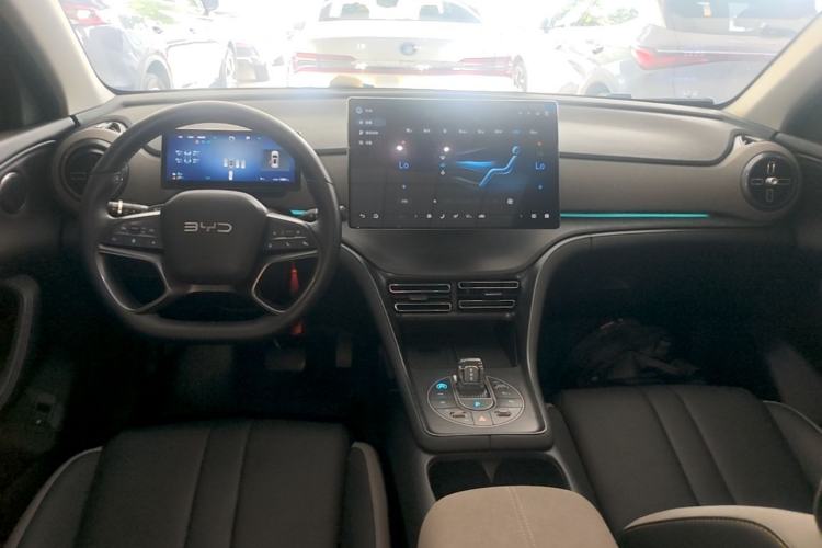 Used BYD Sealion 05 DM-i 2025 DM-i Smart Drive 115KM Flagship Model Center Console