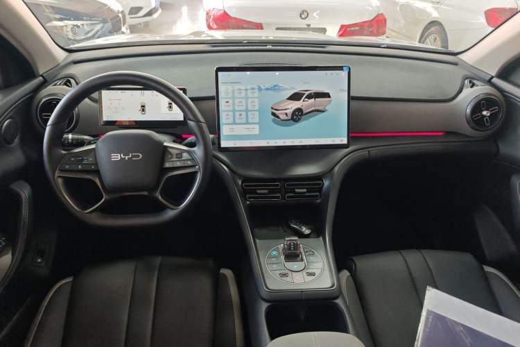 Used BYD Sealion 05 DM-i 2025 DM-i Smart Drive 115KM Flagship Model Center Console