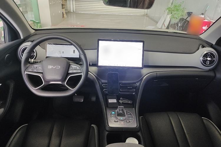 Used BYD Sealion 05 DM-i 2025 DM-i Smart Drive 75KM Luxury Model Center Console