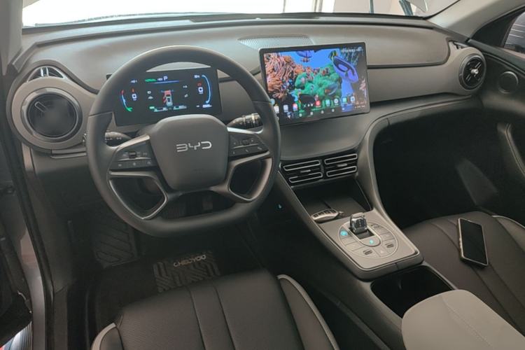 Used BYD Sealion 05 DM-i 2025 DM-i 75KM Prestige Model Center Console