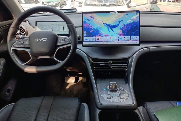 Used BYD Sealion 05 DM-i 2025 DM-i Smart Drive 115KM Flagship Model Center Console