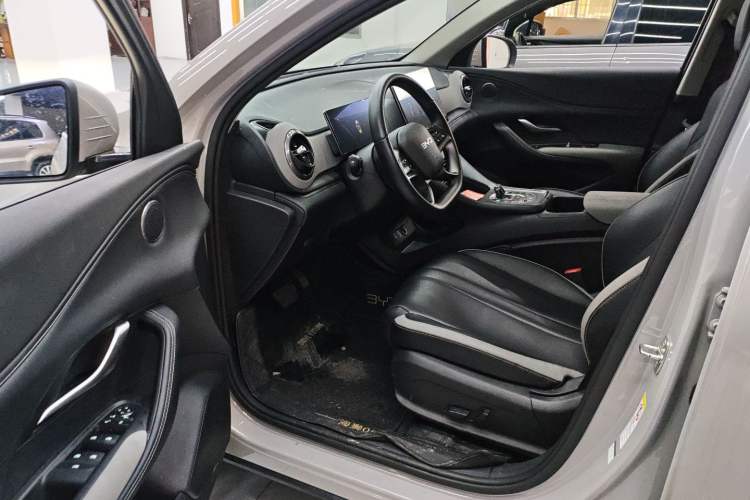 Used BYD Sealion 05 DM-i 2025 DM-i 75KM Luxury Model Driver Seat