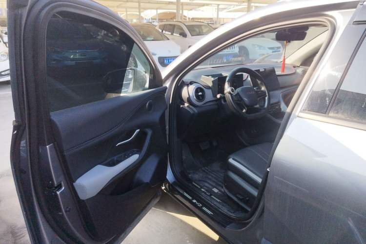Used BYD Sealion 05 DM-i 2025 DM-i 75KM Luxury Model Driver Seat